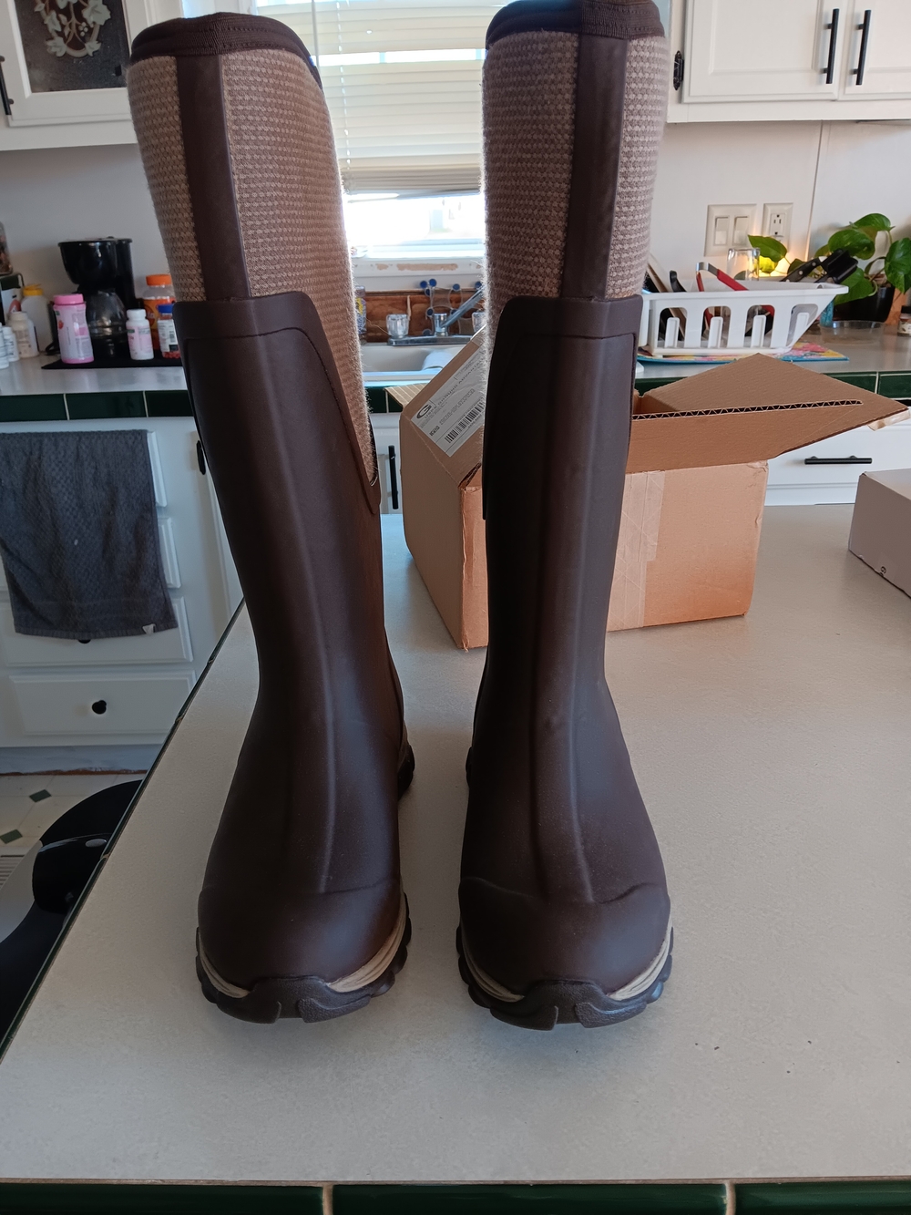 Women Muck Boots Size 7. Brand New.